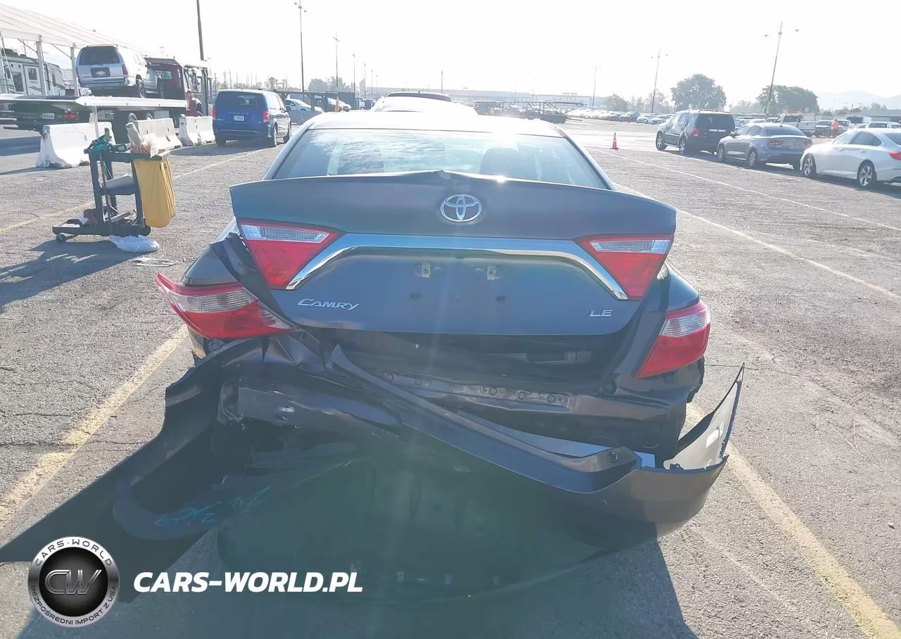 2017 Toyota Camry Le VIN:4T1BF1FK2HU789273 - 16