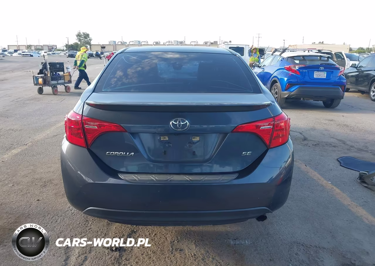 2018 Toyota Corolla Se VIN:5YFBURHE8JP765756 - 16