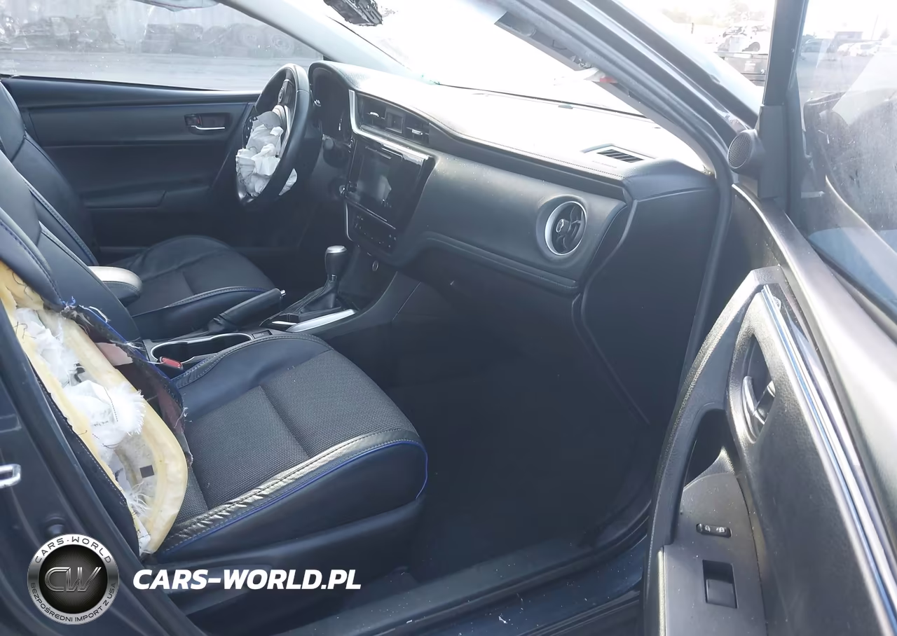 2018 Toyota Corolla Se VIN:5YFBURHE8JP765756 - 5