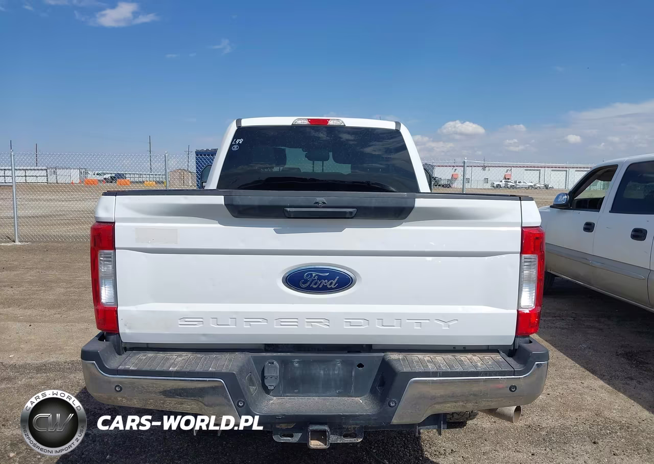 2018 Ford F-250 Xl VIN:1FT7X2B61JEB69911 - 16