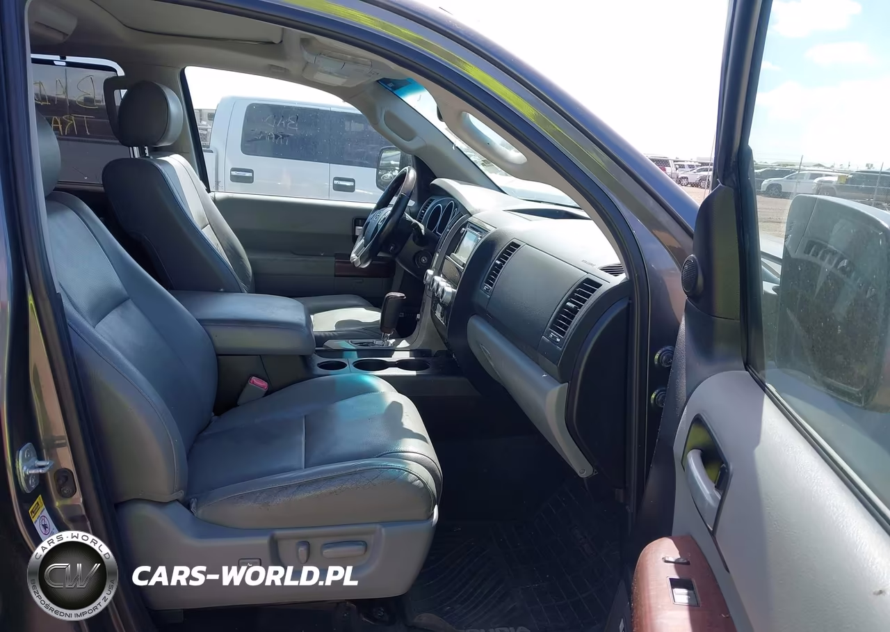 2014 Toyota Sequoia Platinum 5.7L V8 VIN:5TDDW5G13ES105681 - 5