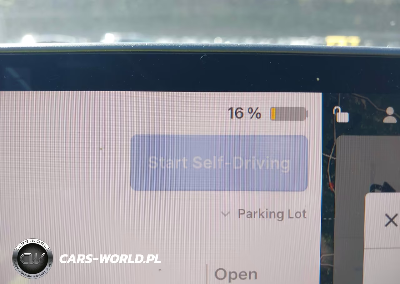 2024 Tesla Model Y Long Range Single Motor Rear-Wheel Drive-Rwd VIN:7SAYGDED3RF092143 - 17
