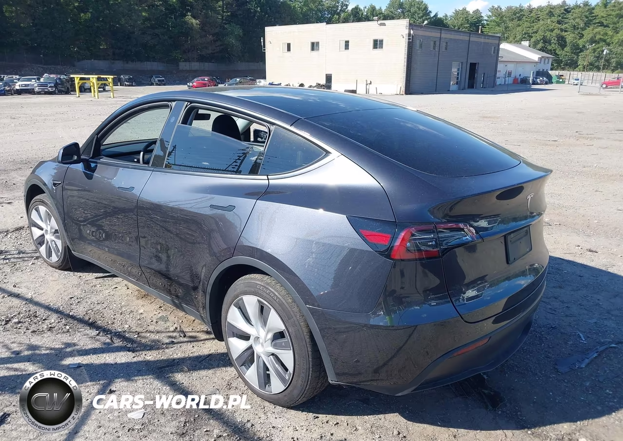 2024 Tesla Model Y Long Range Single Motor Rear-Wheel Drive-Rwd VIN:7SAYGDED3RF092143 - 3