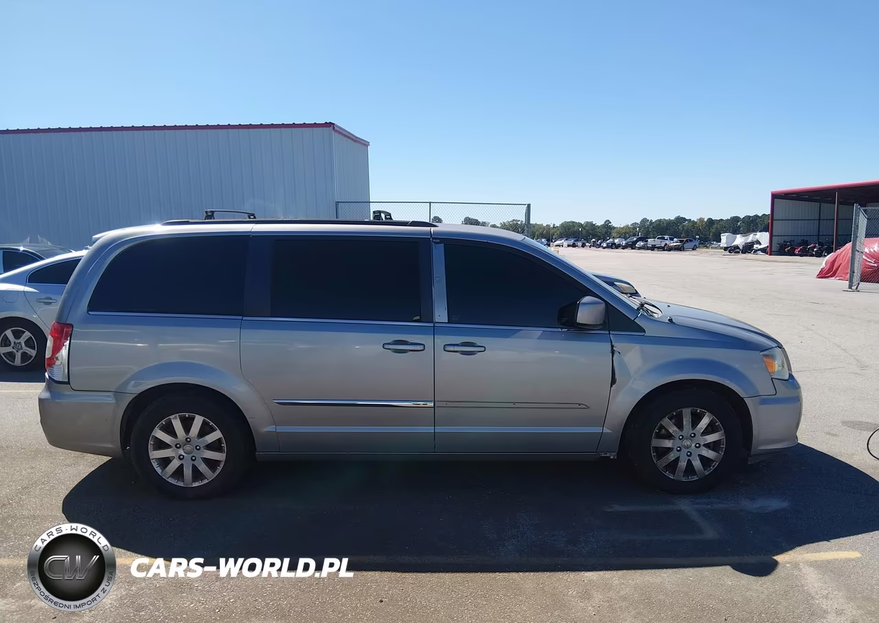 2013 Chrysler Town & Country Touring VIN:2C4RC1BG8DR754760 - 13