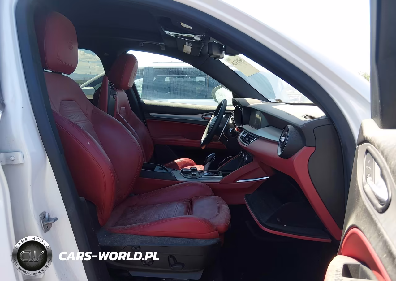 2019 Alfa Romeo Stelvio Ti Sport Awd VIN:ZASPAKBN5K7C30215 - 5