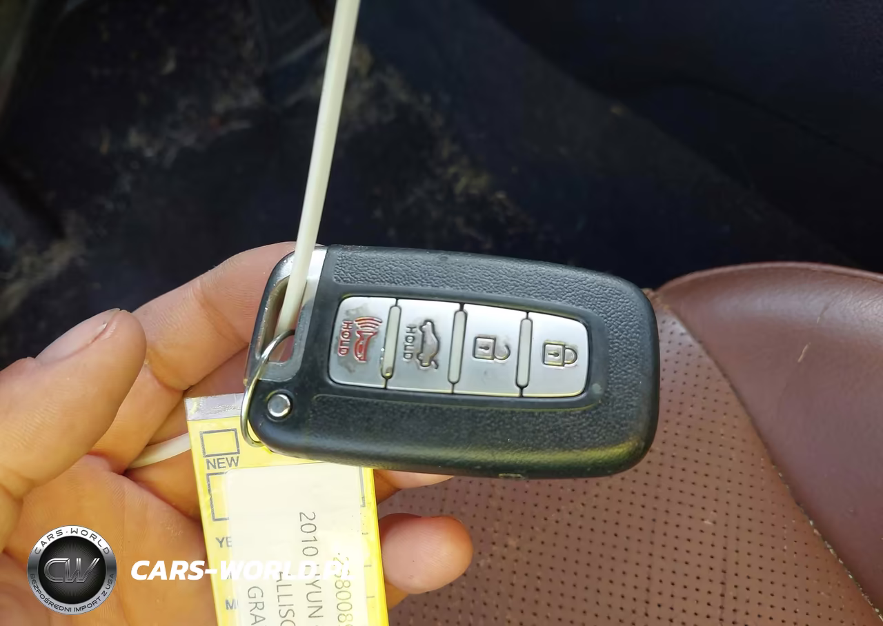 2010 Hyundai Genesis 3.8 Grand Touring VIN:KMHHU6KH3AU019919 - 11