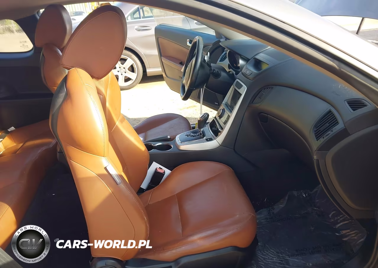 2010 Hyundai Genesis 3.8 Grand Touring VIN:KMHHU6KH3AU019919 - 5