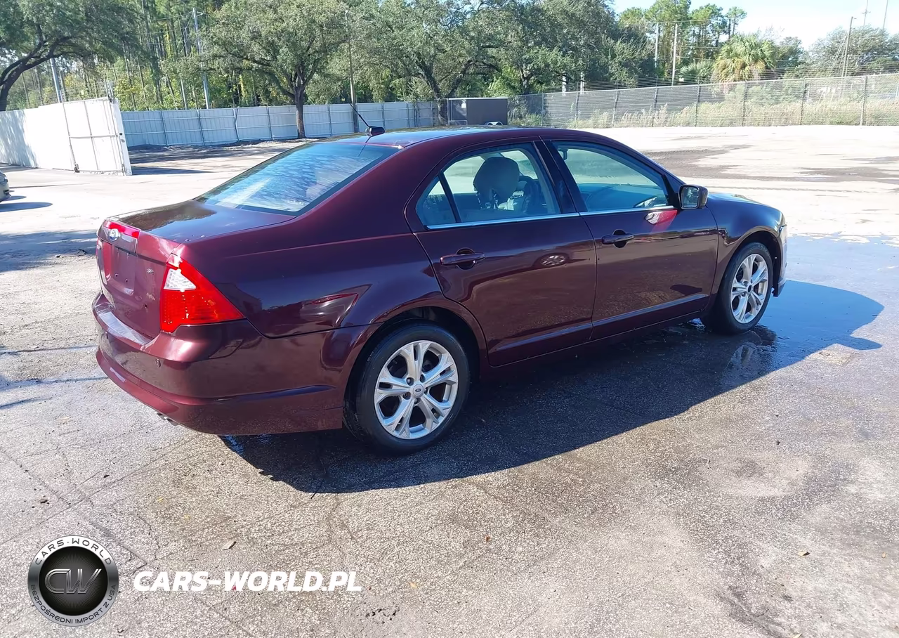 2012 Ford Fusion Se VIN:3FAHP0HA2CR406366 - 4