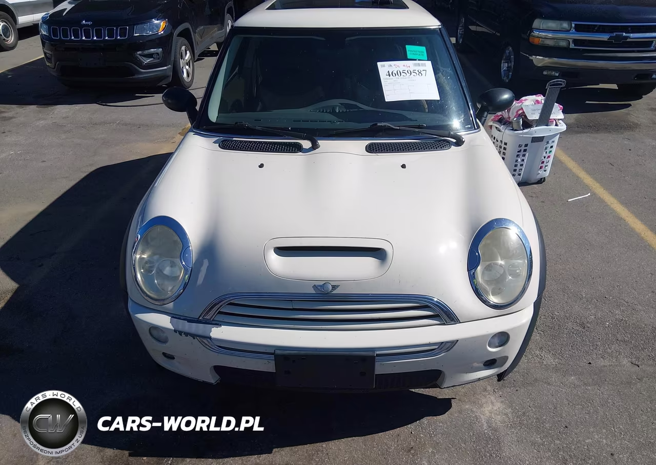 2004 Mini Cooper S VIN:WMWRE33424TD79676 - 10