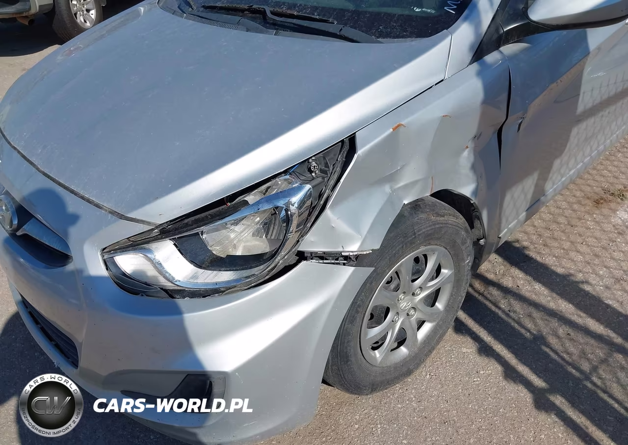 2013 Hyundai Accent Gls VIN:KMHCT4AE7DU536329 - 13
