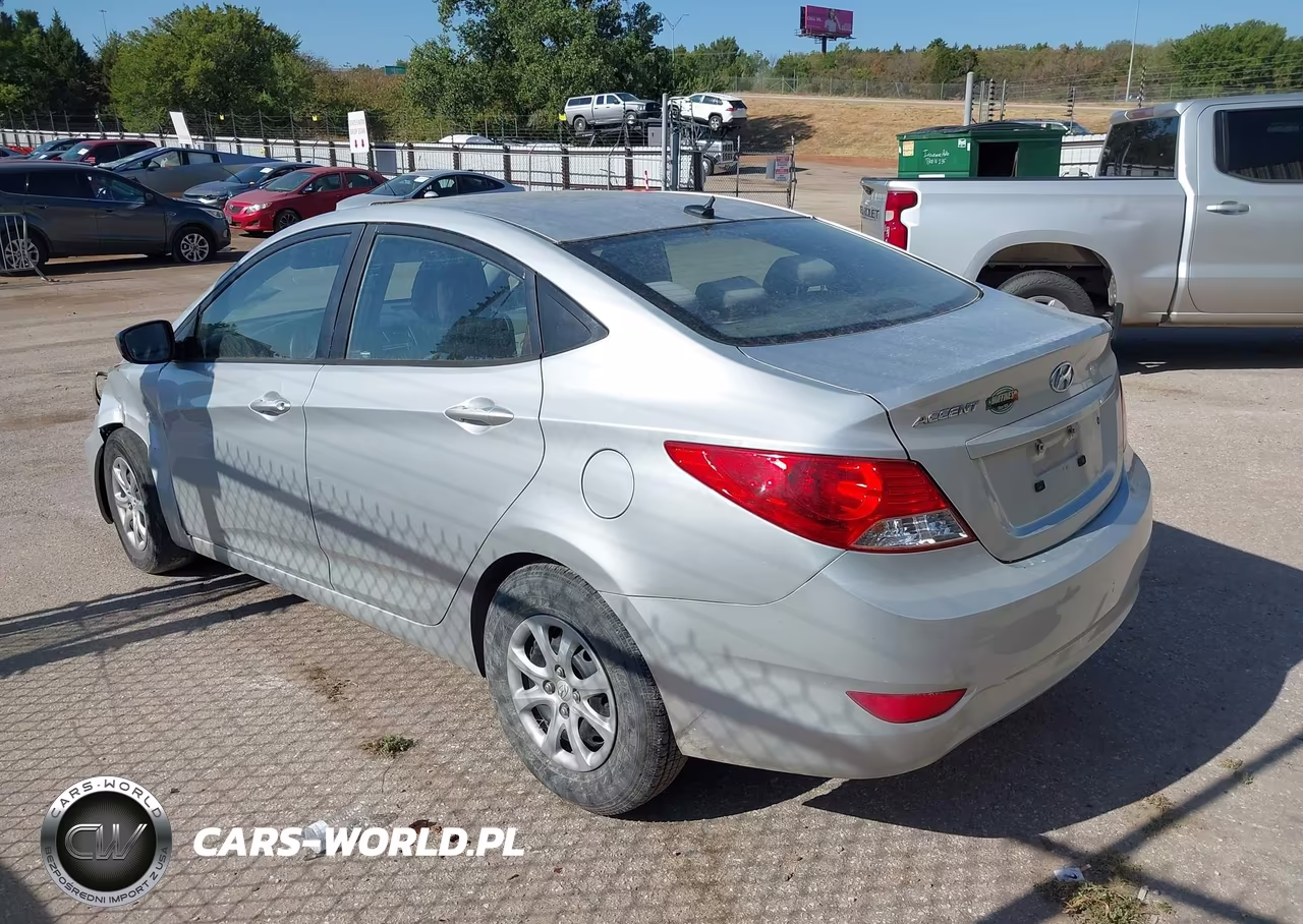 2013 Hyundai Accent Gls VIN:KMHCT4AE7DU536329 - 17