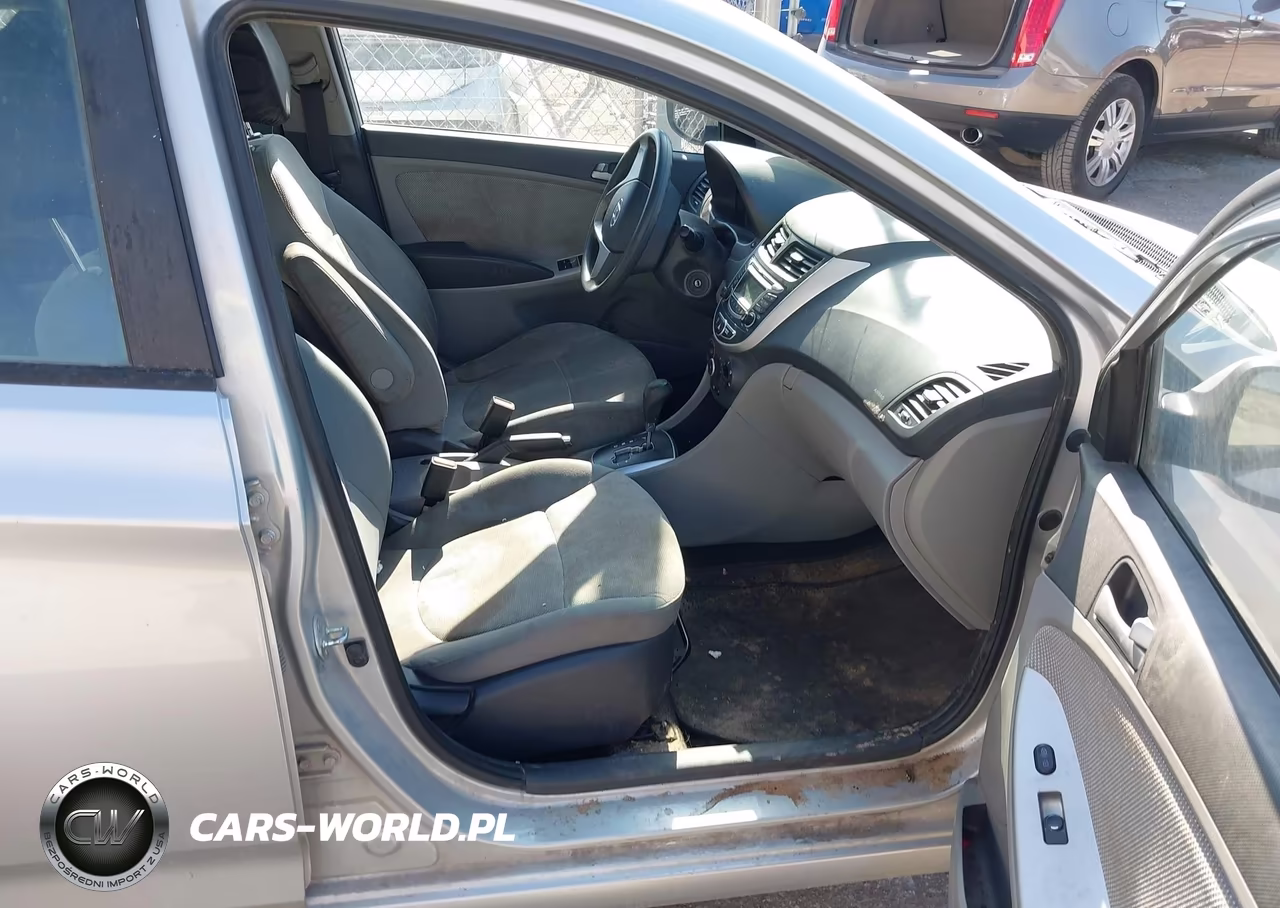 2013 Hyundai Accent Gls VIN:KMHCT4AE7DU536329 - 5