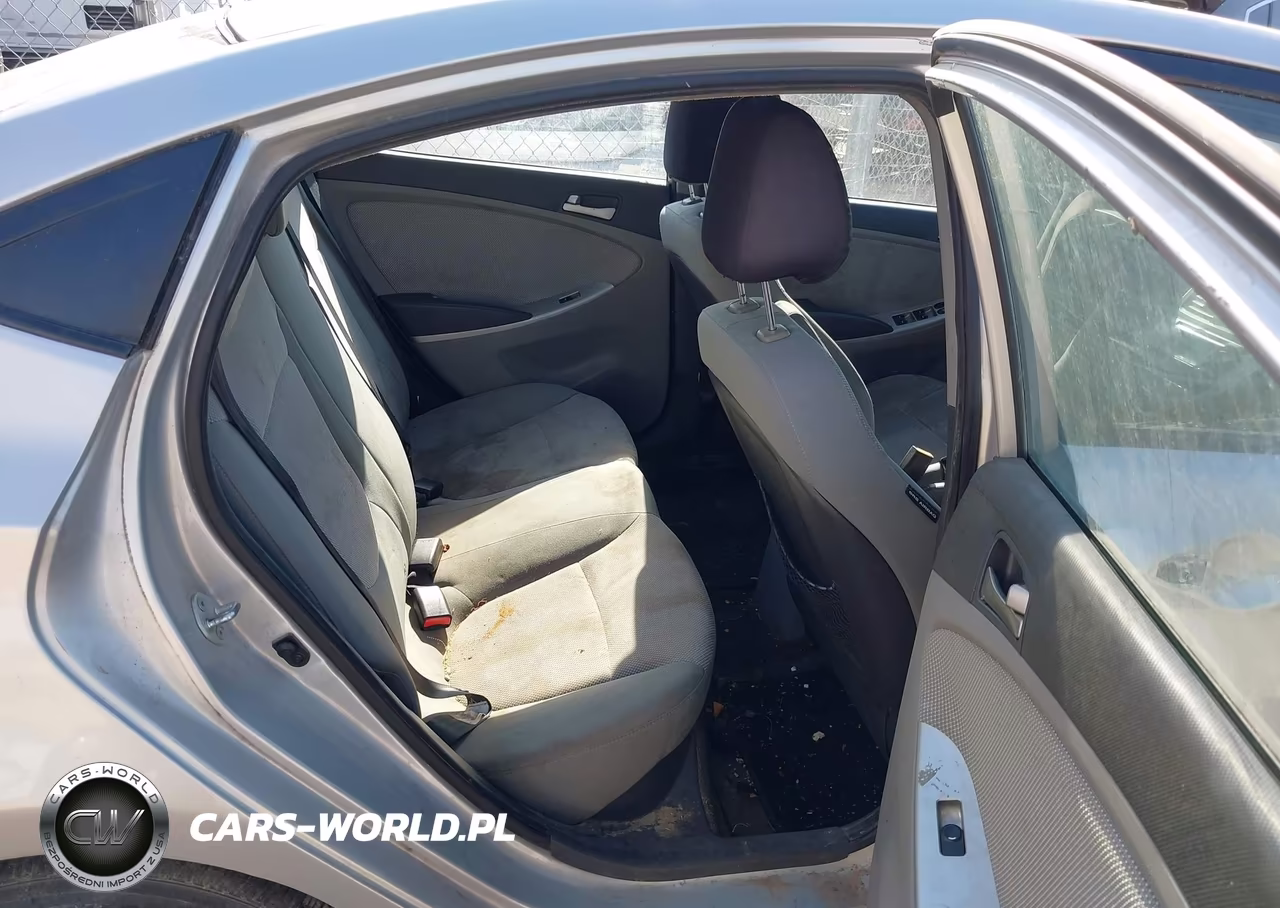 2013 Hyundai Accent Gls VIN:KMHCT4AE7DU536329 - 8