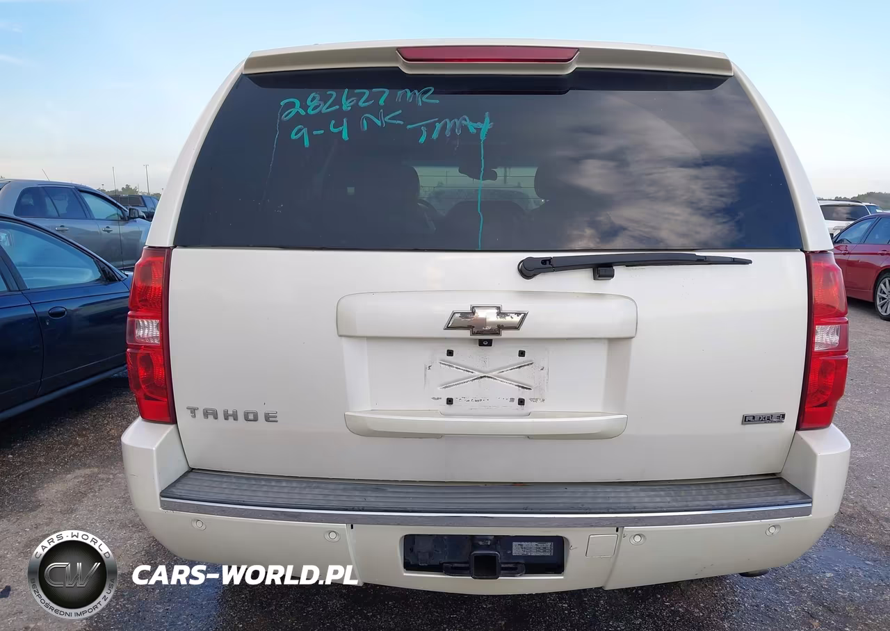 2010 Chevrolet Tahoe Ltz VIN:1GNUCCE05AR282627 - 16