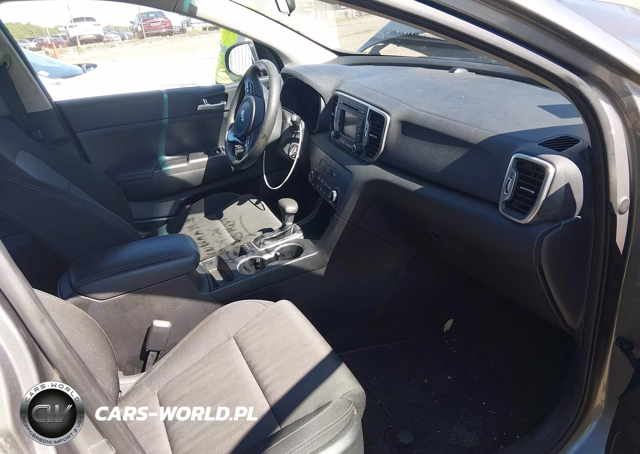2017 Kia Sportage Lx VIN:KNDPMCAC4H7262670 - 3