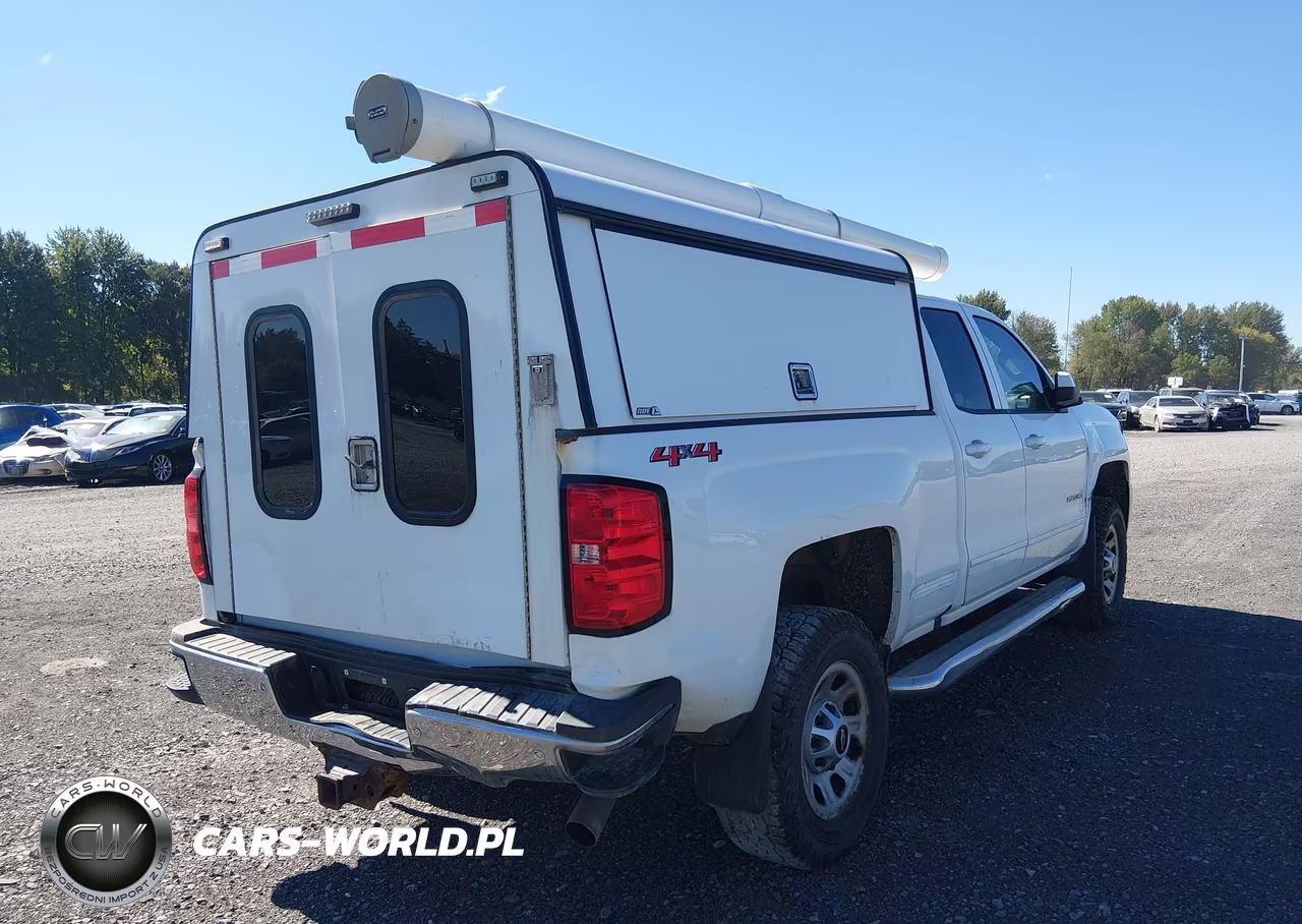 2018 Chevrolet Silverado 2500Hd Lt VIN:1GC2KVEG8JZ334781 - 4