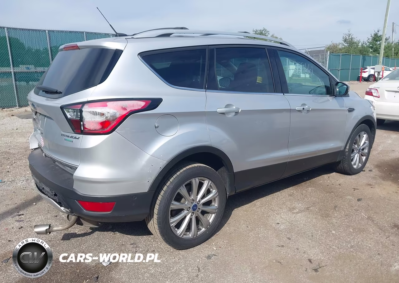 2017 Ford Escape Titanium VIN:1FMCU0JD7HUE22916 - 4