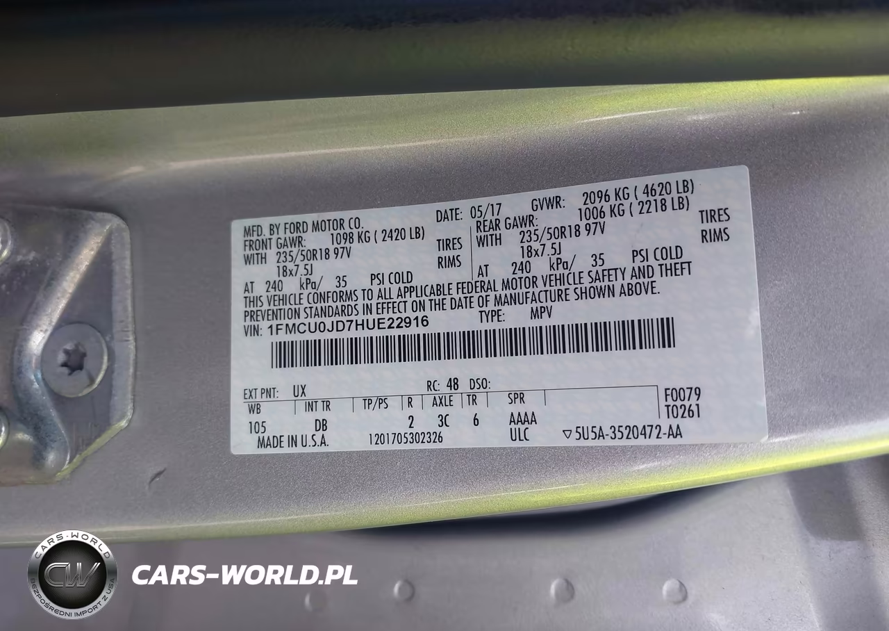 2017 Ford Escape Titanium VIN:1FMCU0JD7HUE22916 - 9