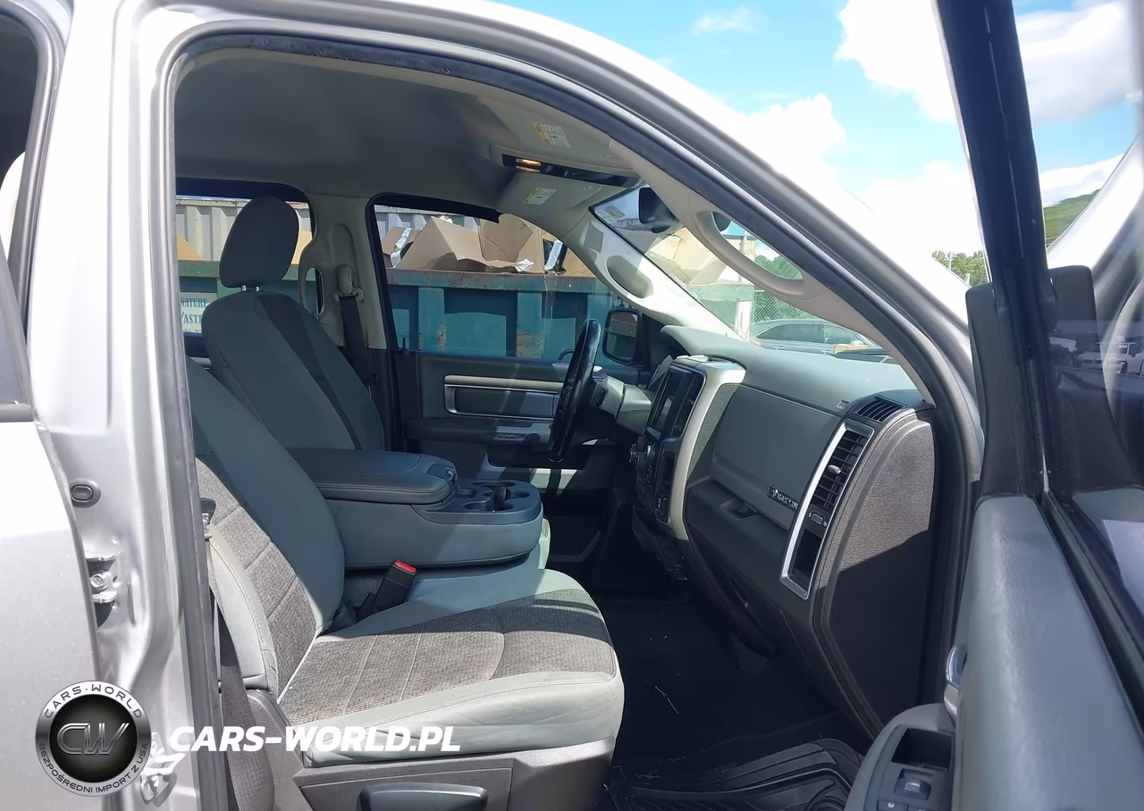 2019 Ram 1500 Classic Big Horn 4X4 6'4 Box VIN:1C6RR7TTXKS695520 - 5