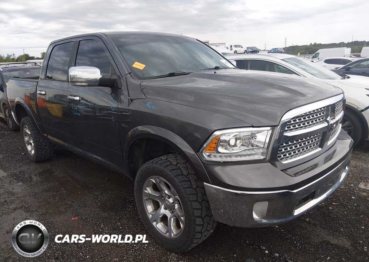 2017 Ram 1500 Laramie 4X4 5'7 Box
