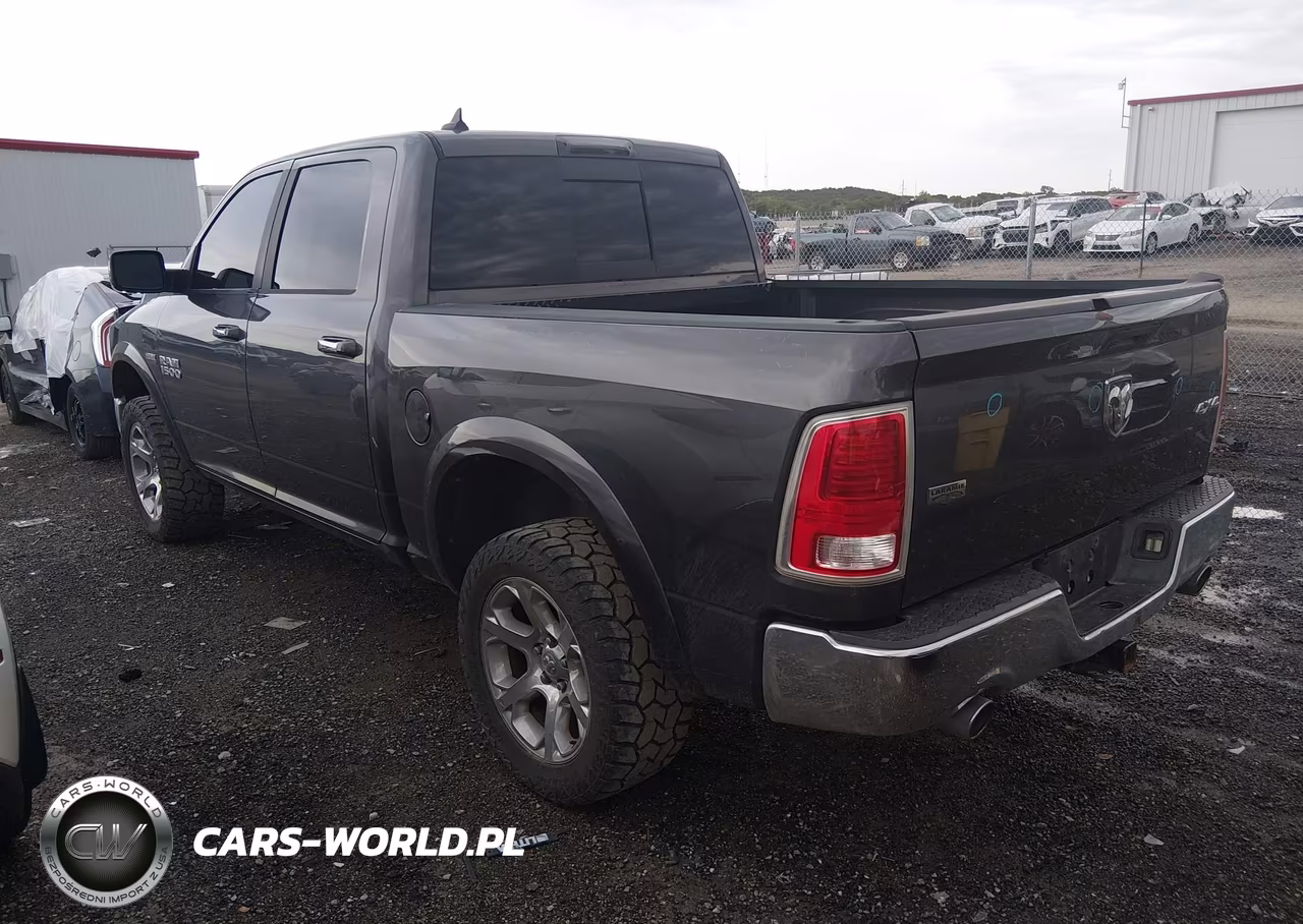 2017 Ram 1500 Laramie 4X4 5'7 Box VIN:1C6RR7NT5HS647929 - 3