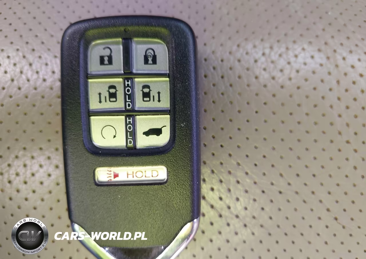 2020 Honda Odyssey Elite VIN:5FNRL6H96LB001213 - 11