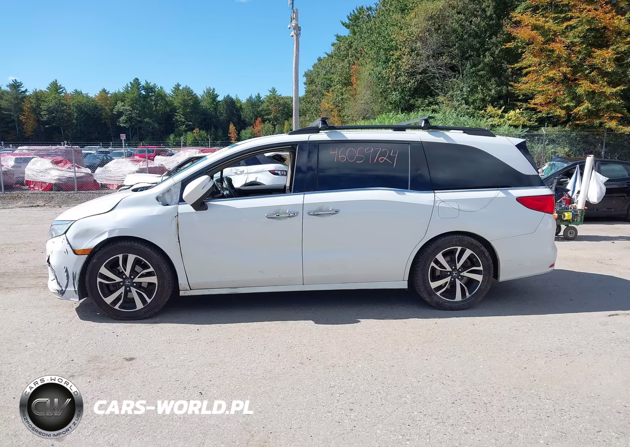 2020 Honda Odyssey Elite VIN:5FNRL6H96LB001213 - 14
