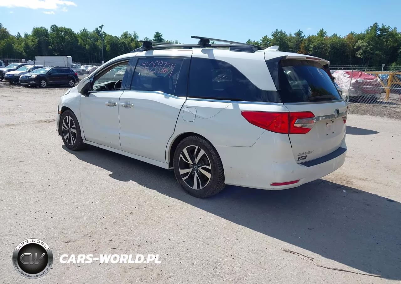 2020 Honda Odyssey Elite VIN:5FNRL6H96LB001213 - 3