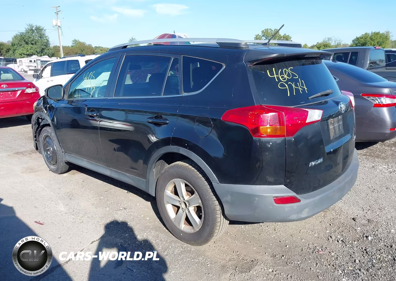 2013 Toyota Rav4 Xle VIN:2T3WFREV5DW028041 - 3