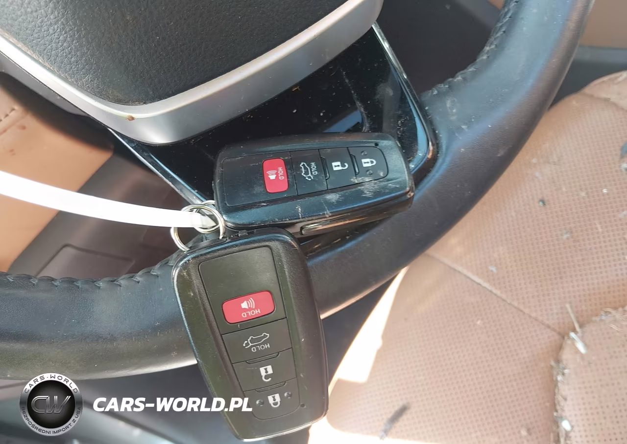 2022 Toyota Highlander Platinum VIN:5TDFZRBH3NS211737 - 11