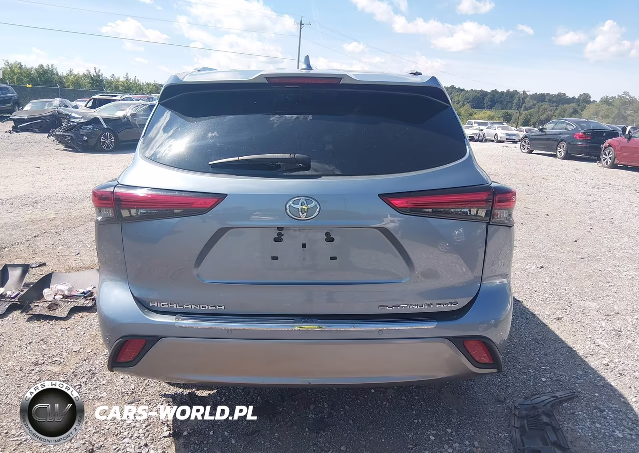 2022 Toyota Highlander Platinum VIN:5TDFZRBH3NS211737 - 16