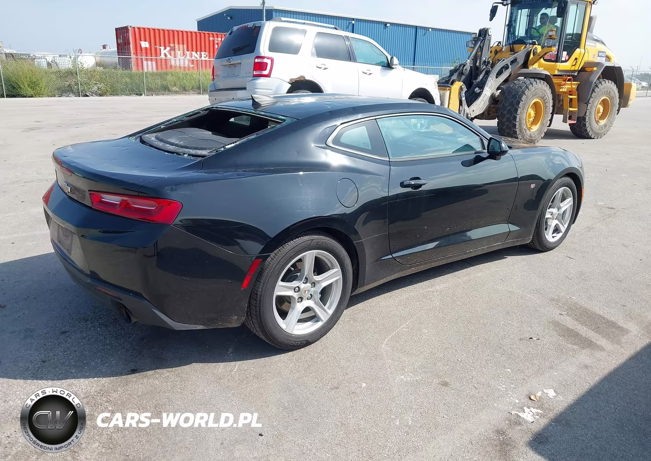 2017 Chevrolet Camaro 1Lt VIN:1G1FB1RS9H0119345 - 4