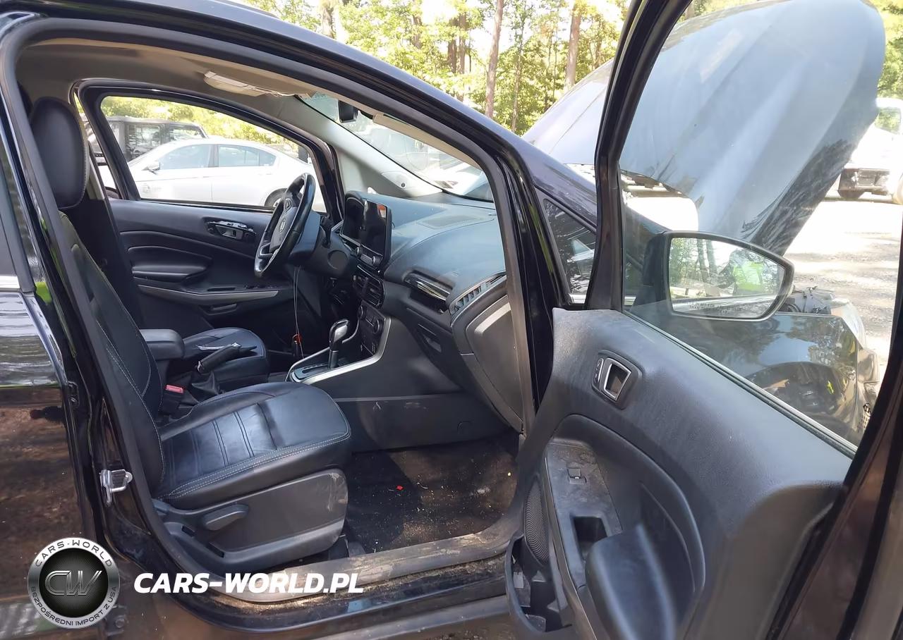 2019 Ford Ecosport Titanium VIN:MAJ6S3KL6KC281547 - 5