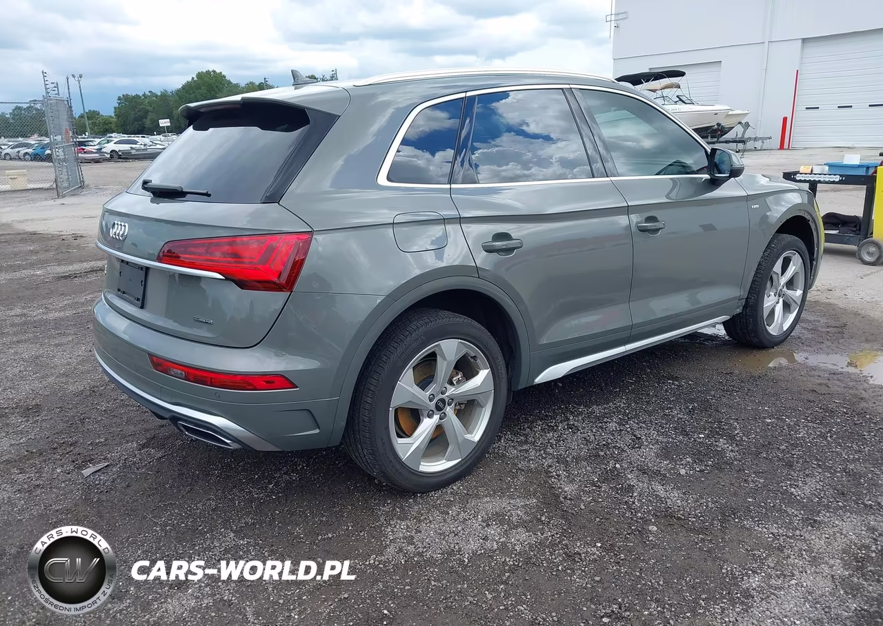 2023 Audi Q5 Premium Plus 45 Tfsi S Line Quattro VIN:WA1EAAFY8P2064771 - 4