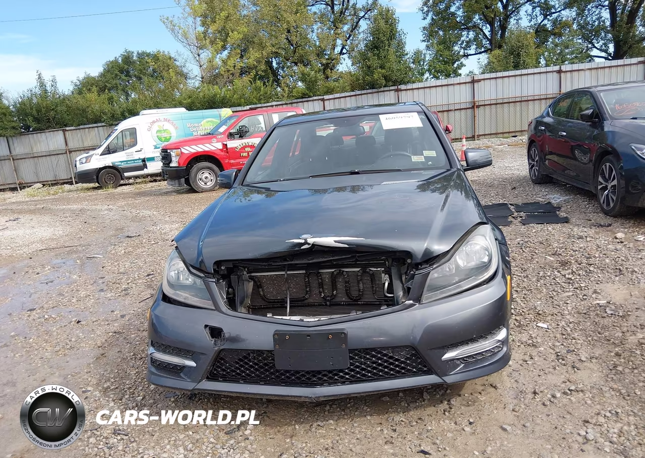 2013 Mercedes-Benz C 300 Sport 4Matic VIN:WDDGF8AB1DG111249 - 13