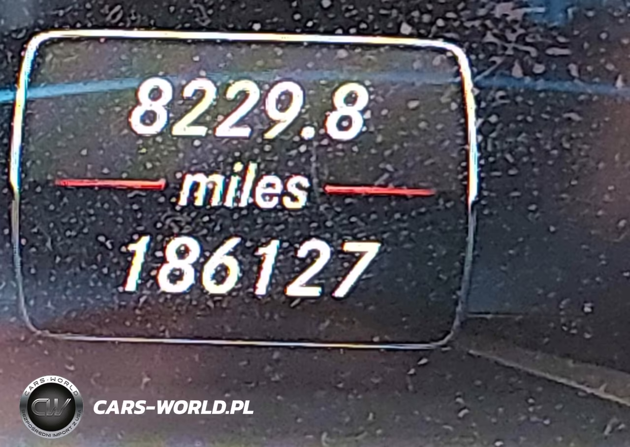 2013 Mercedes-Benz C 300 Sport 4Matic VIN:WDDGF8AB1DG111249 - 16