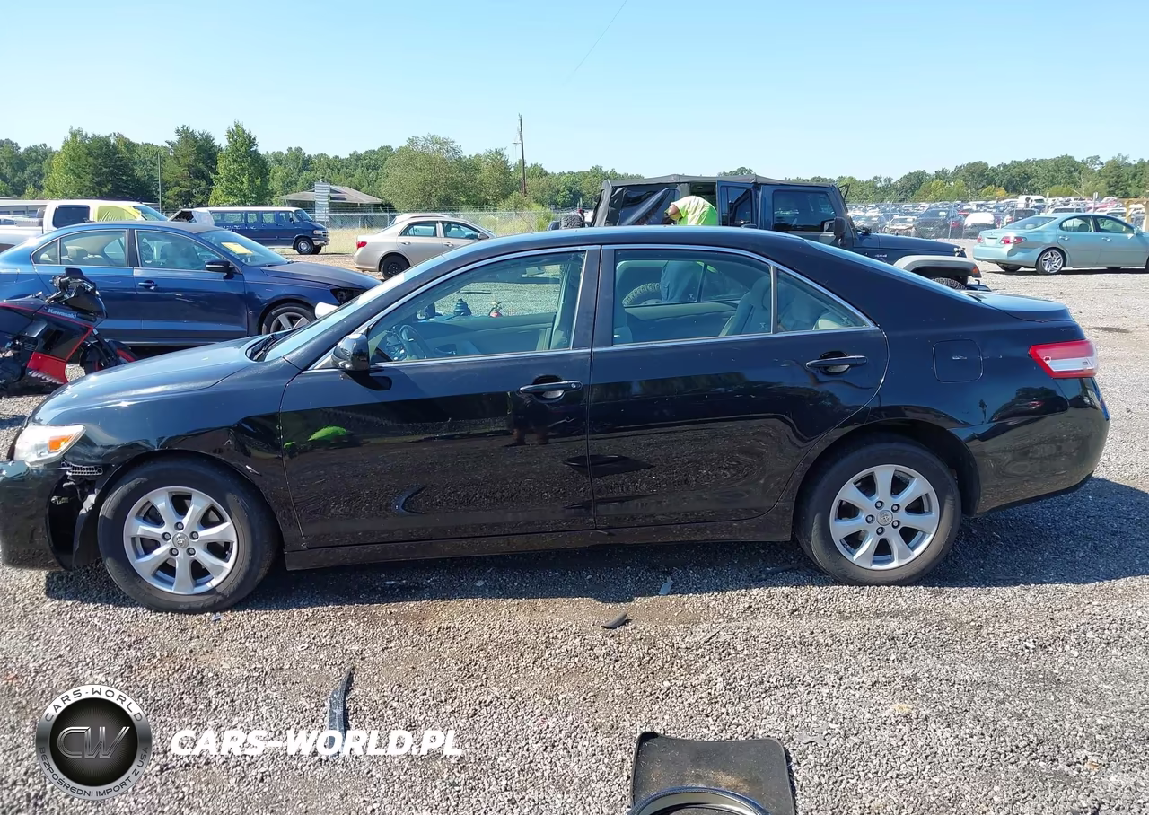 2011 Toyota Camry Le VIN:4T1BF3EK2BU762983 - 14