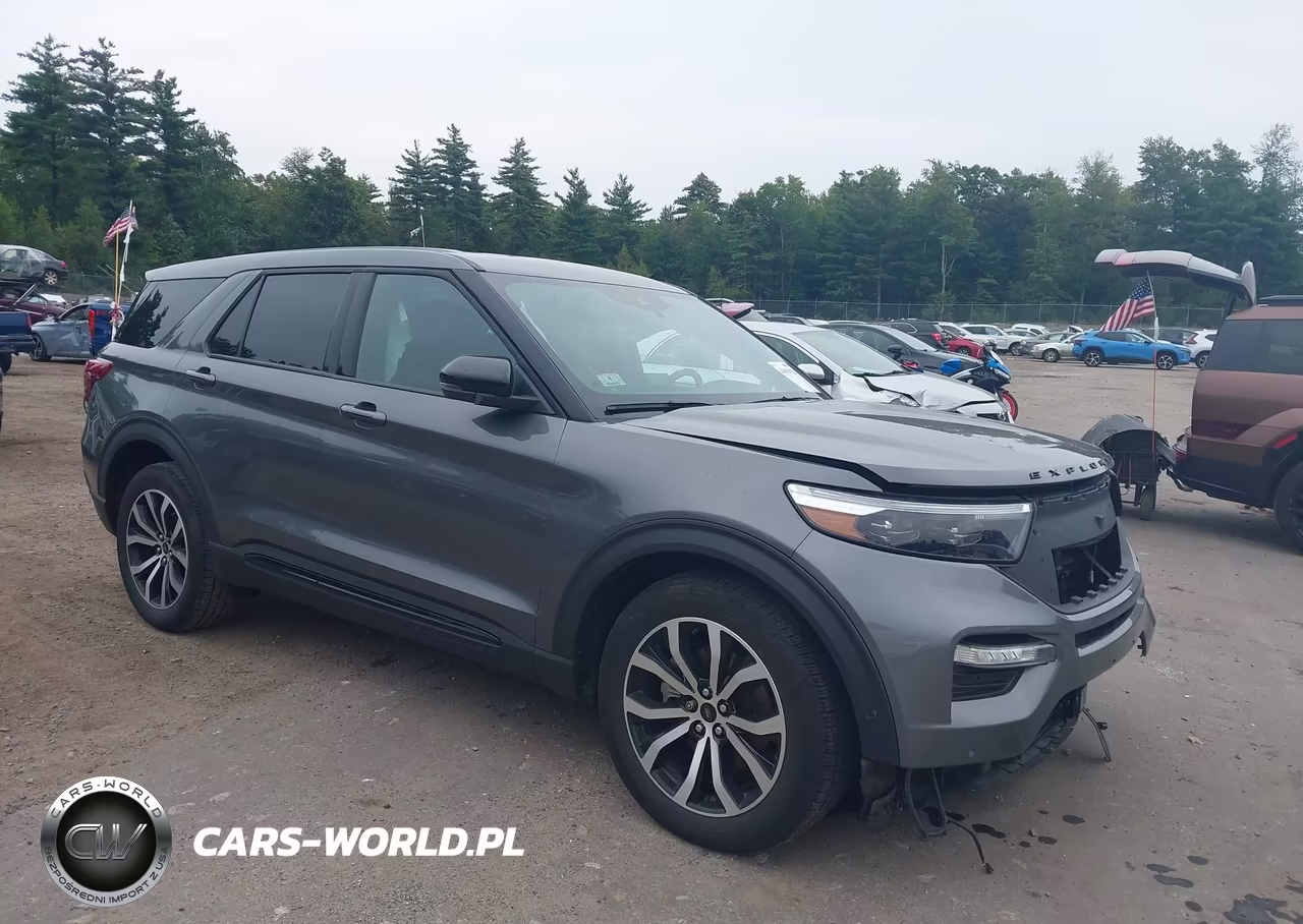 2021 Ford Explorer St