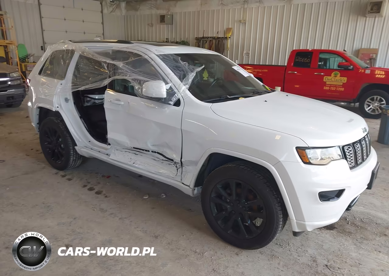 2020 Jeep Grand Cherokee Altitude