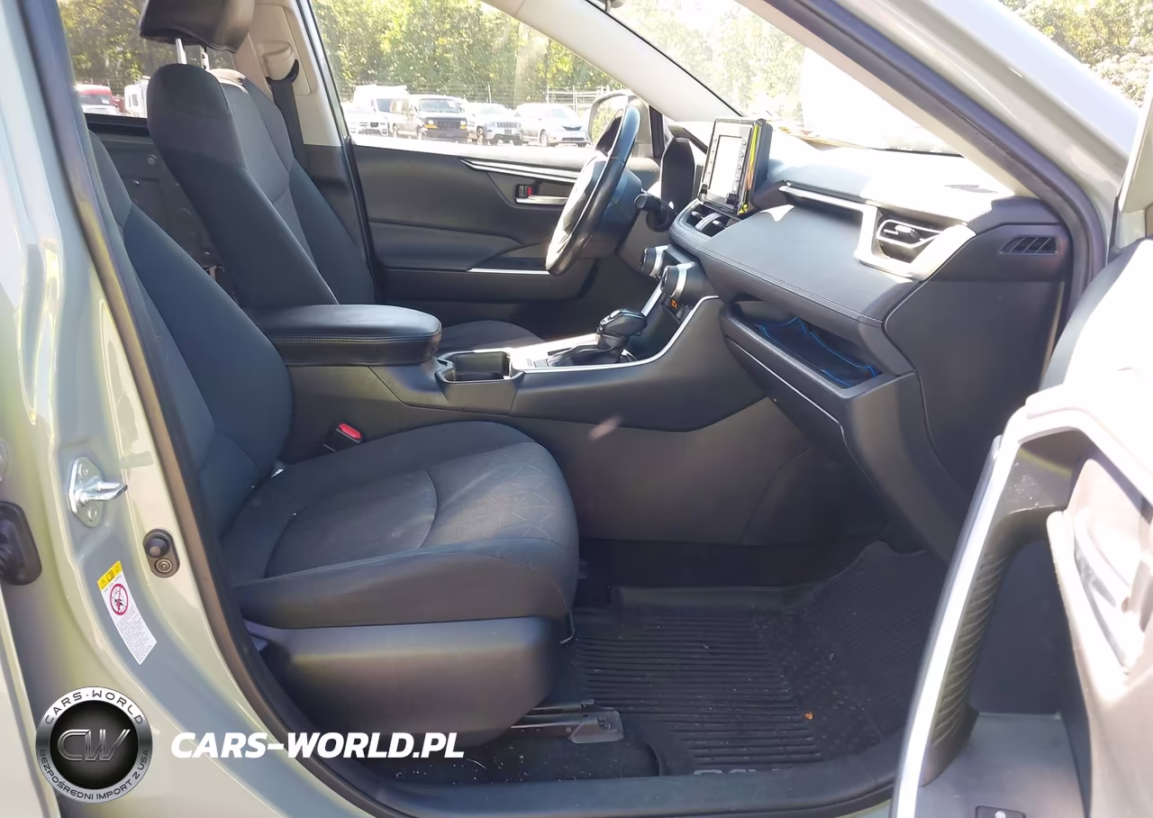 2019 Toyota Rav4 Xle VIN:JTMP1RFV4KD511094 - 5
