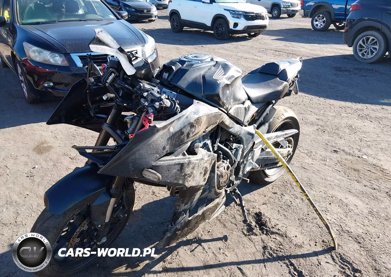 2026 Honda Cbr650 R VIN:MLHRH1550T5201007 - 2