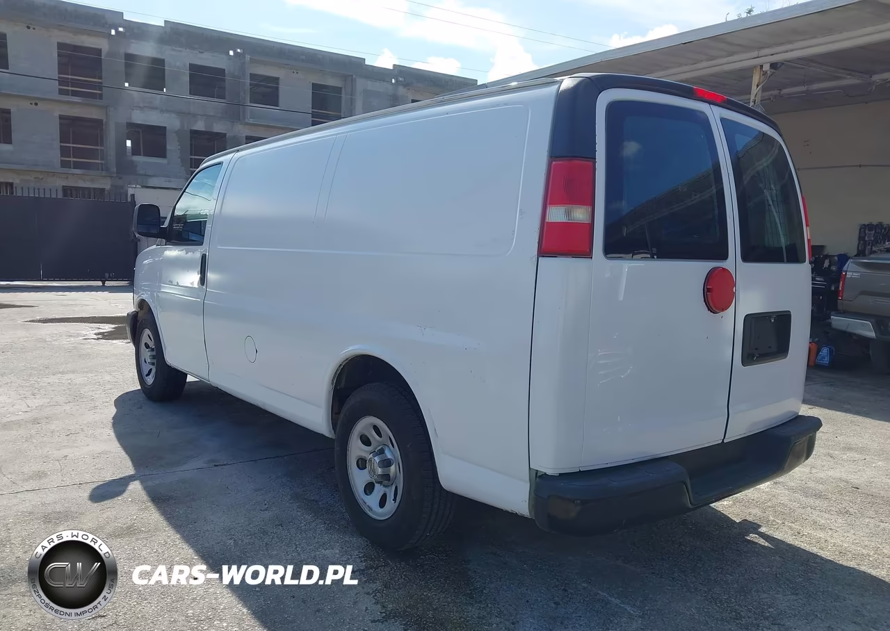 2014 Chevrolet Express 1500 Work Van VIN:1GCSGAFX0E1159584 - 3