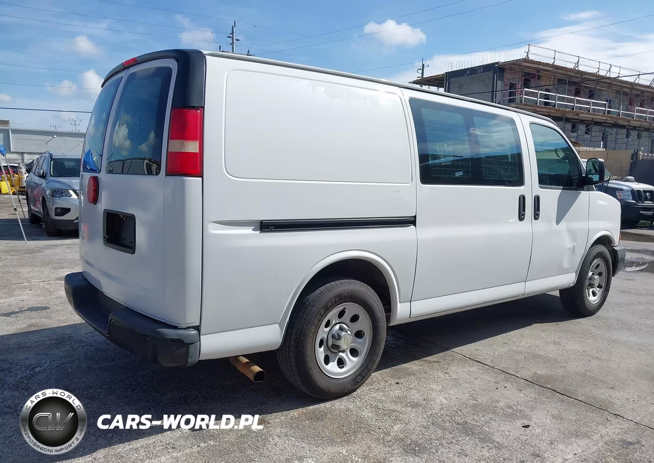 2014 Chevrolet Express 1500 Work Van VIN:1GCSGAFX0E1159584 - 4