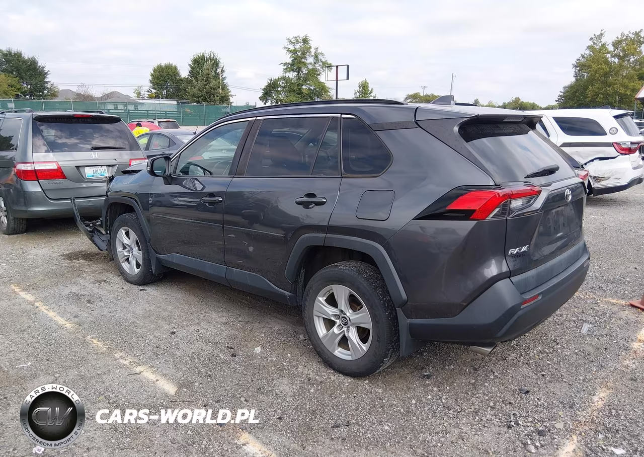 2019 Toyota Rav4 Xle VIN:2T3P1RFV0KW079784 - 3