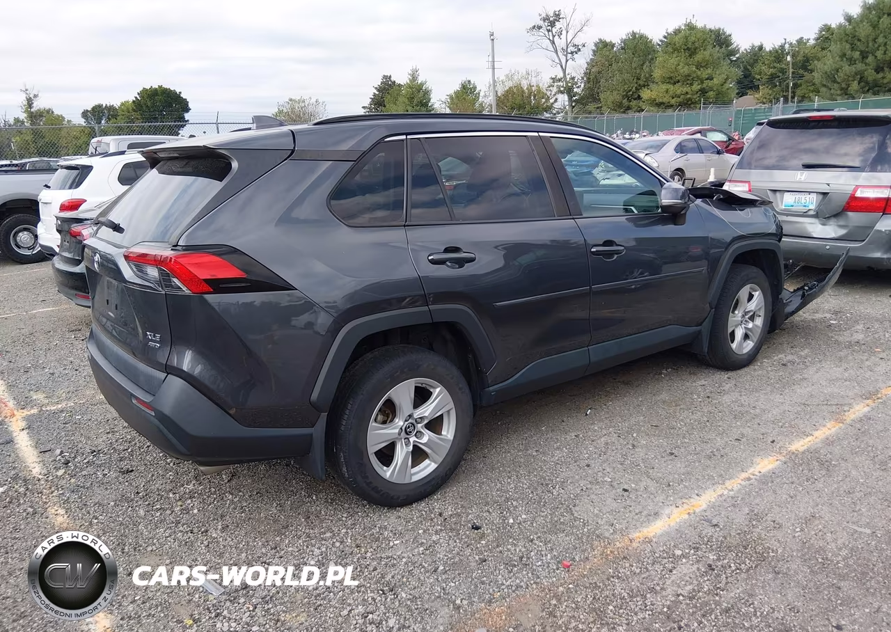 2019 Toyota Rav4 Xle VIN:2T3P1RFV0KW079784 - 4