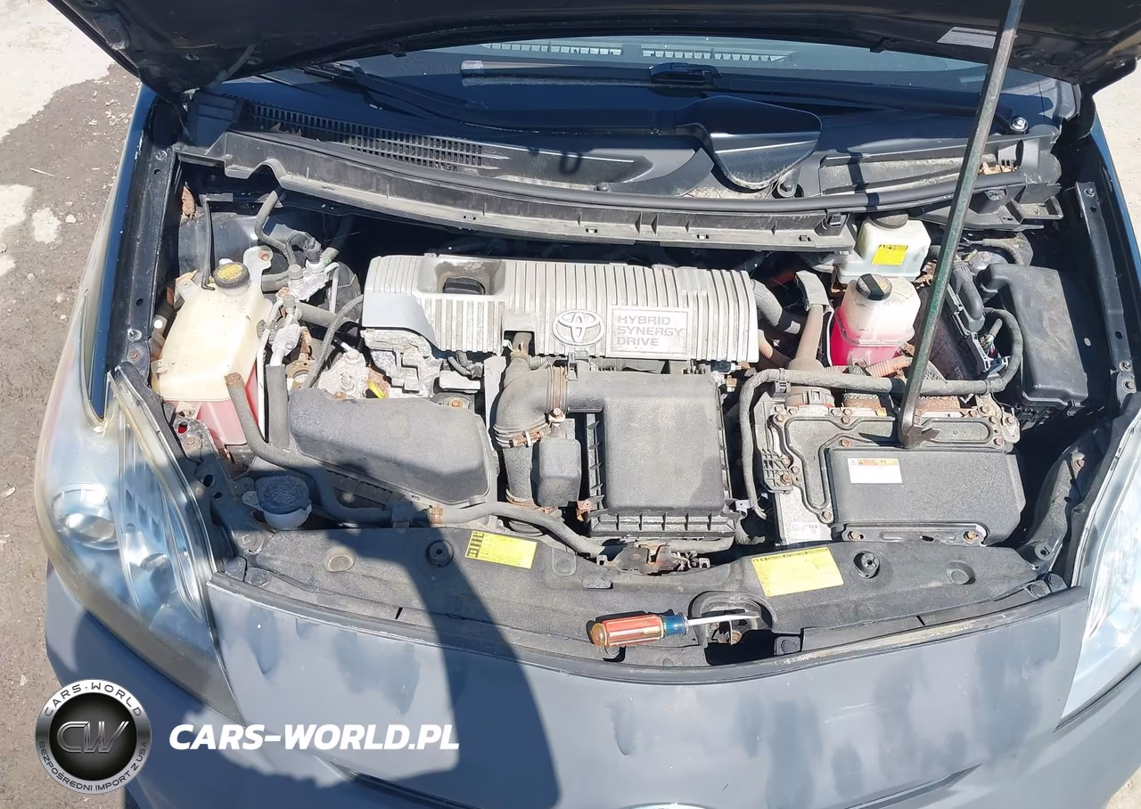 2014 Toyota Prius Two VIN:JTDKN3DU6E0357554 - 10