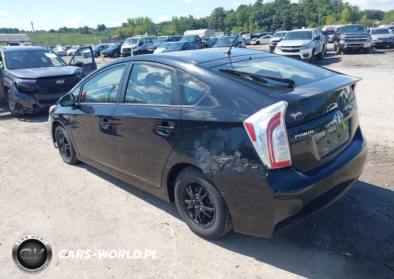 2014 Toyota Prius Two VIN:JTDKN3DU6E0357554 - 3