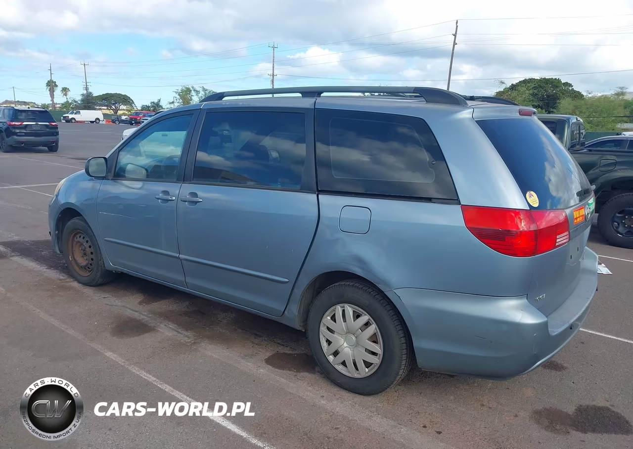 2004 Toyota Sienna Le VIN:5TDZA23C44S074904 - 3