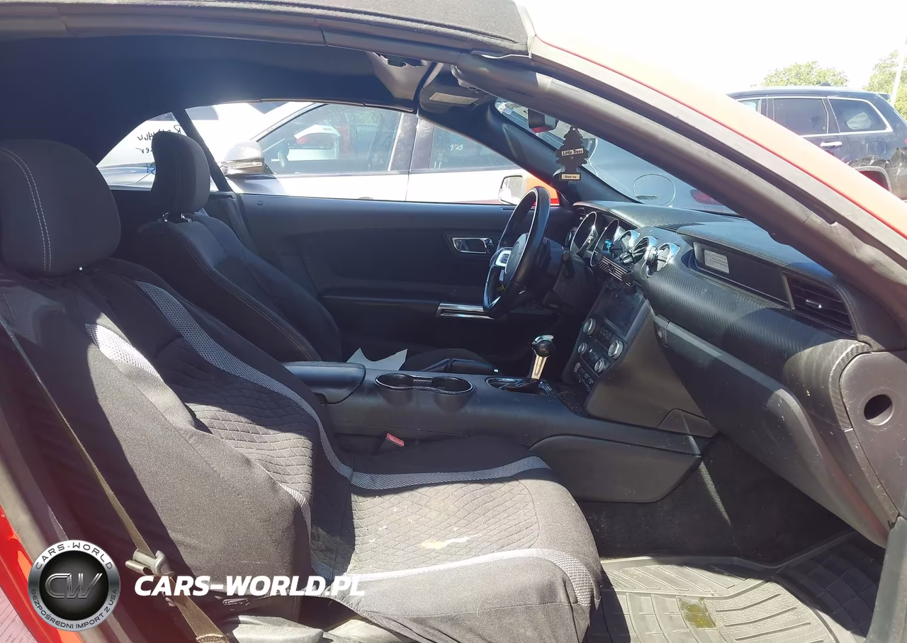 2015 Ford Mustang V6 VIN:1FATP8EM4F5333595 - 5