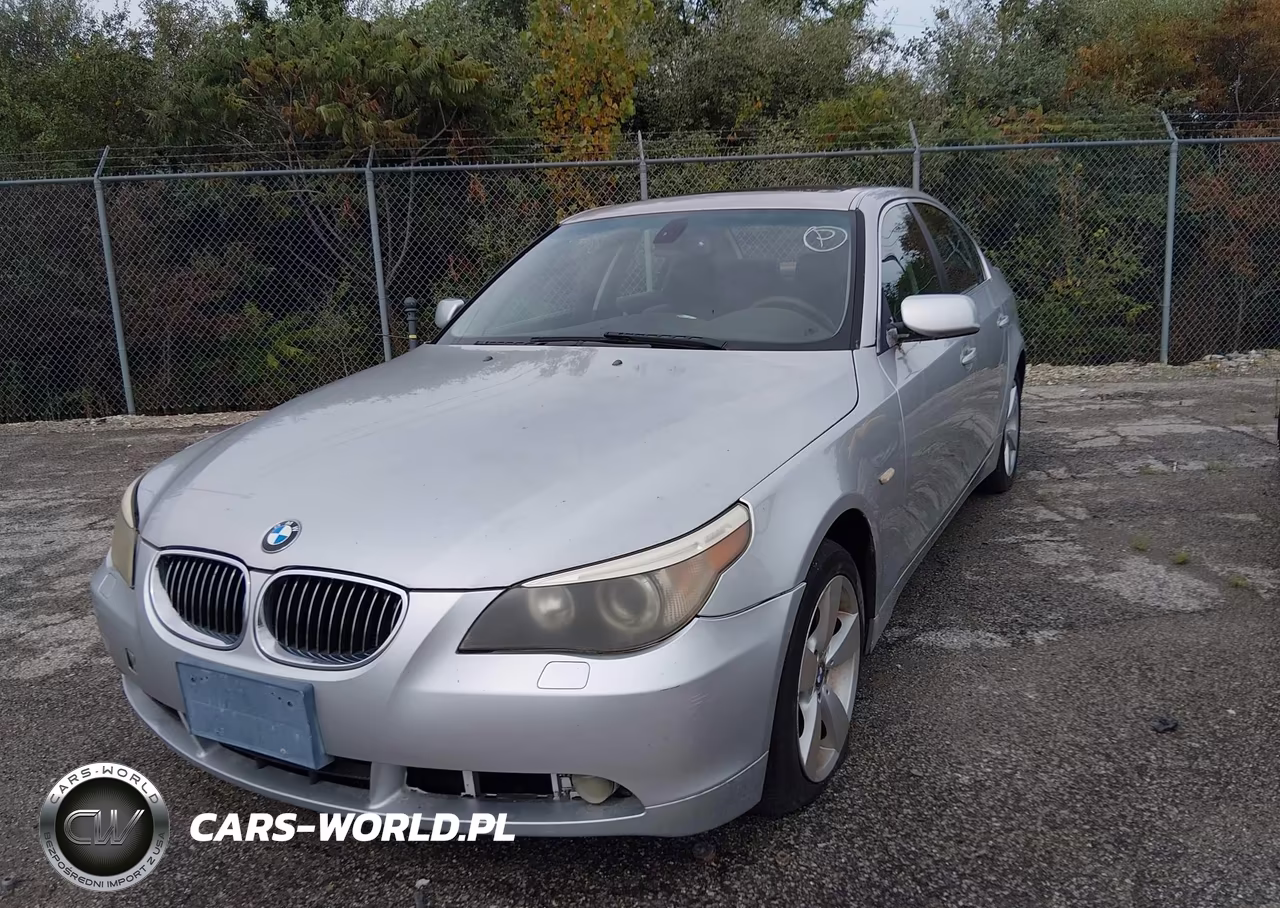 2007 BMW 530Xi VIN:WBANF73587CU25010 - 6